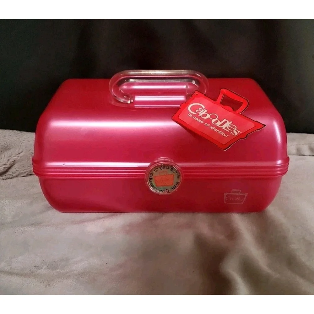Caboodles nwt pink